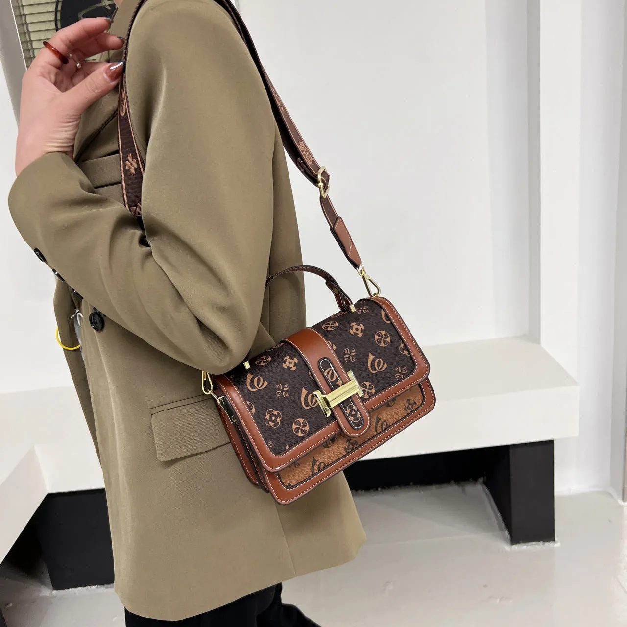 Brown Wide Strap Handbag/Sling Bag