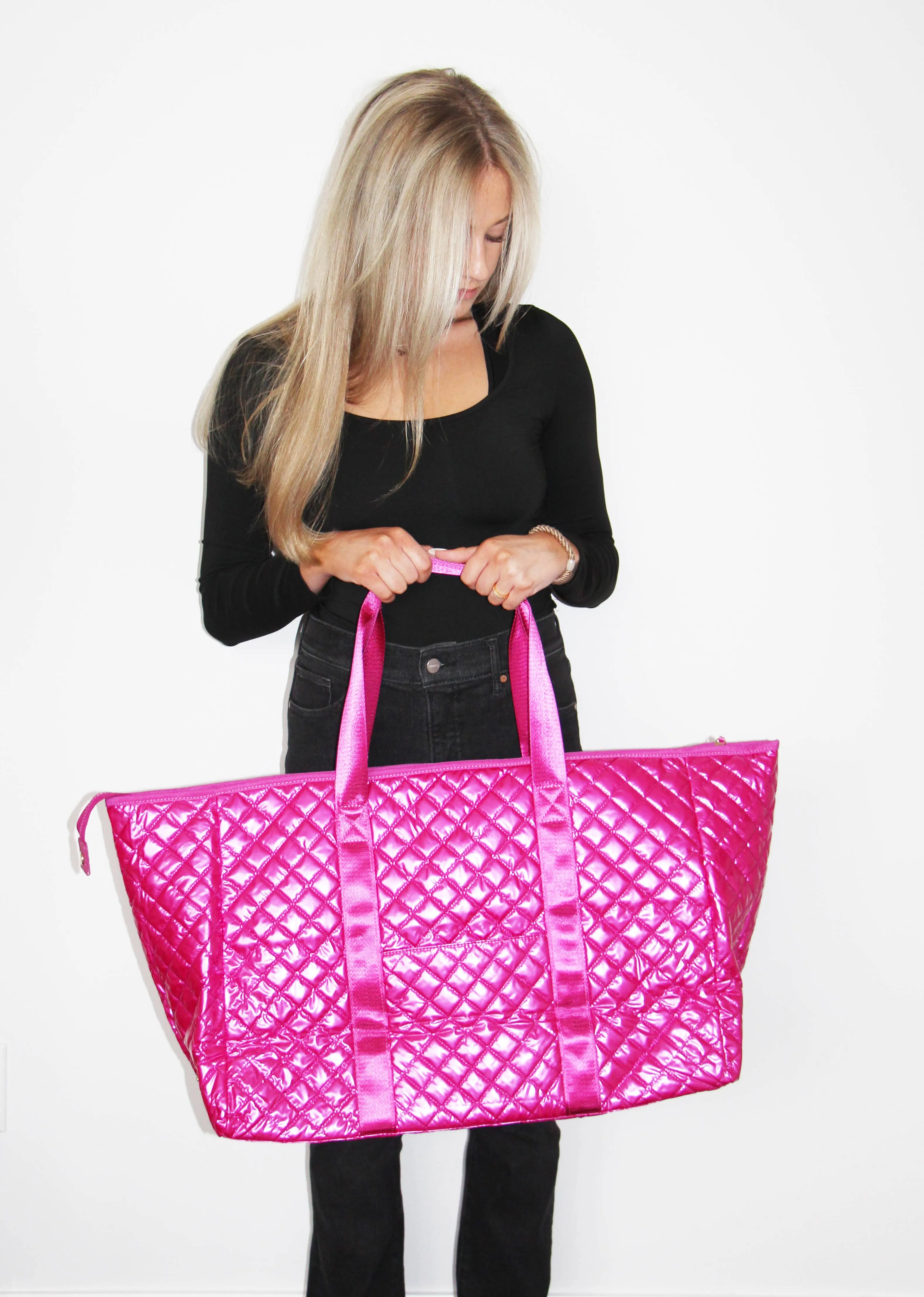 The Debra Diamond Weekender Vibrant Fuschia