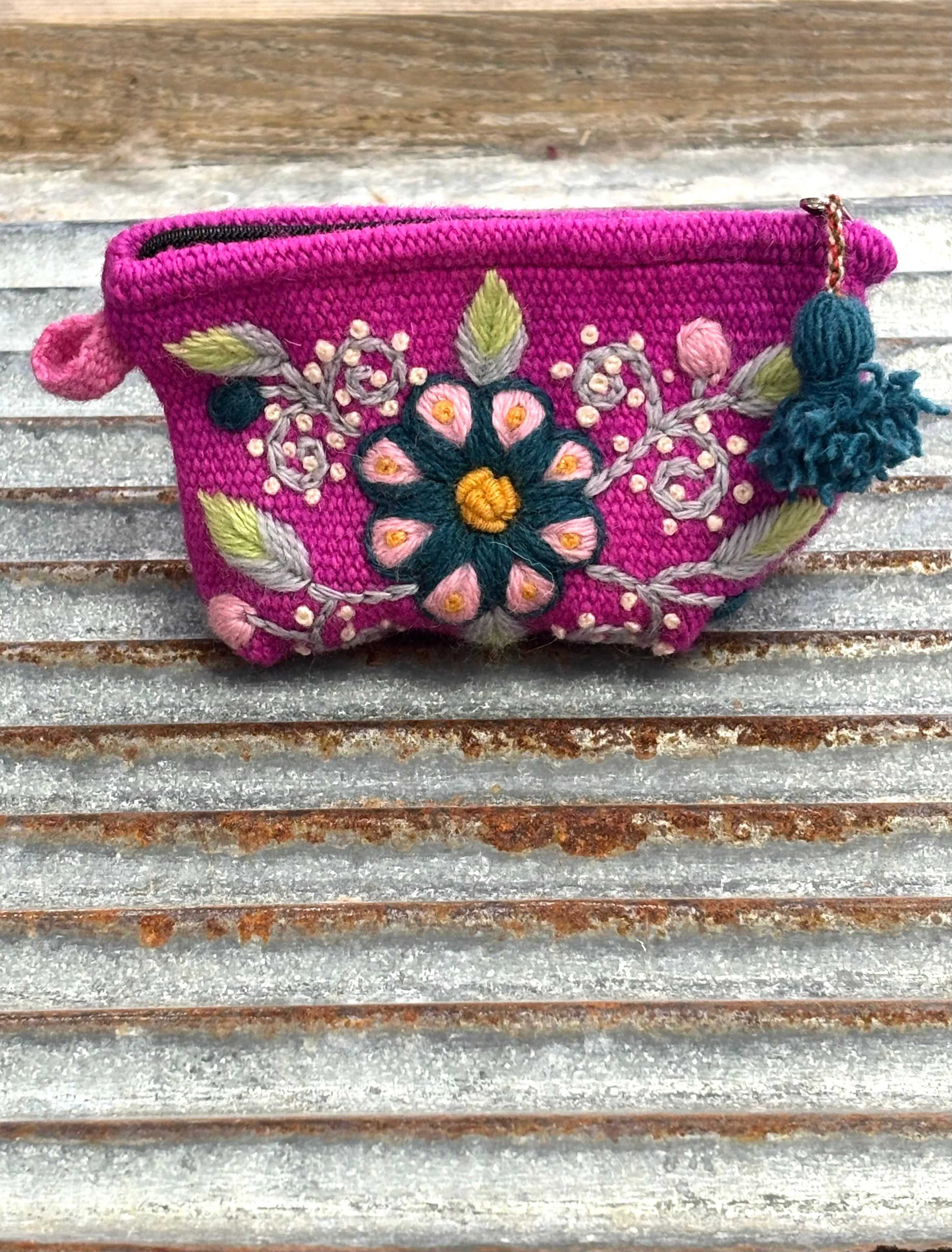 Tulips Pouch